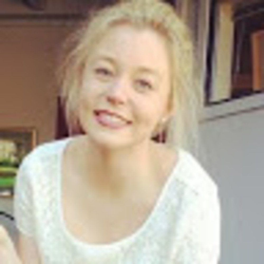 Meet your Posher, Michaela